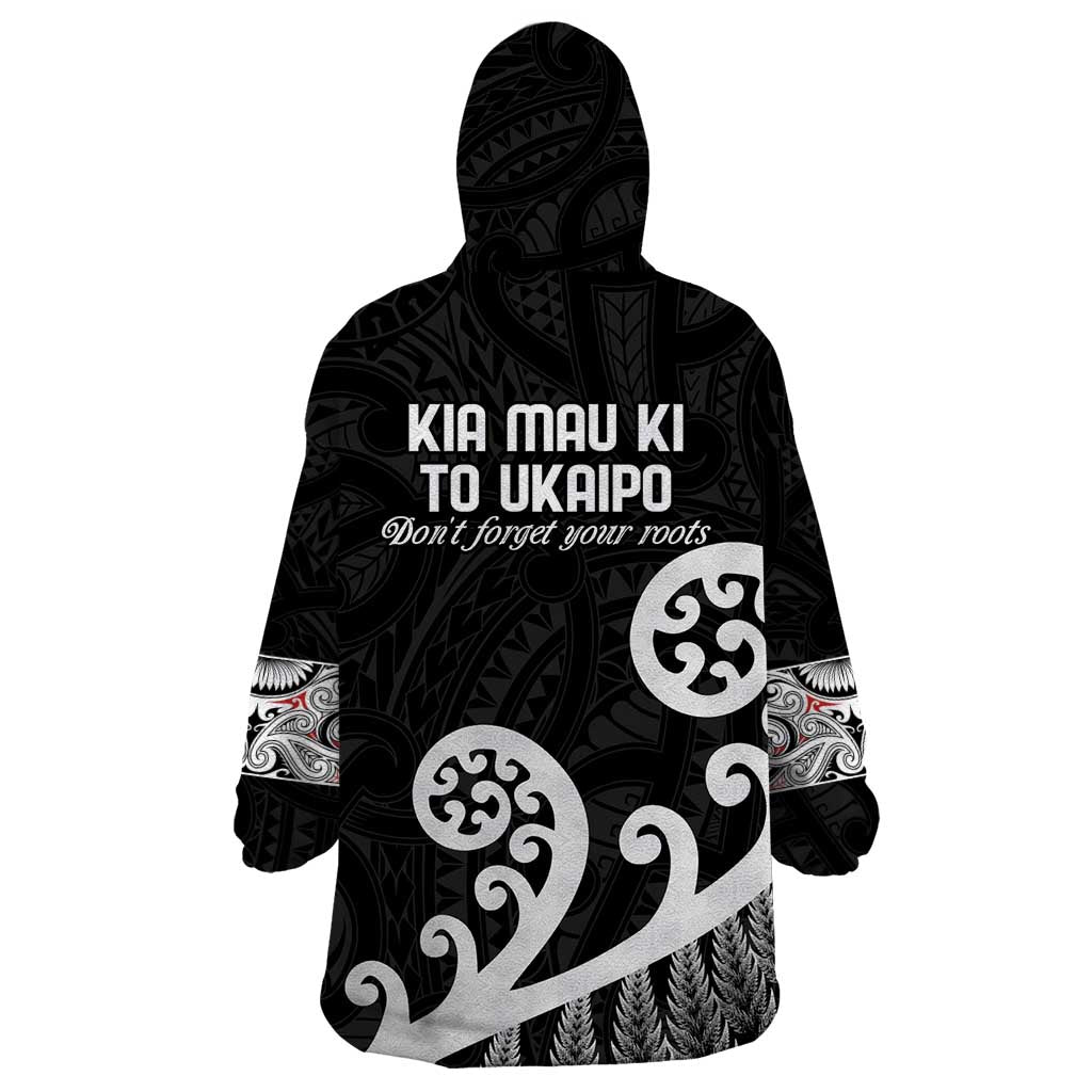 Kia Mau Ki To Ukaipo Wearable Blanket Hoodie Te Reo Maori Koru Fern Art