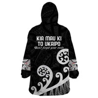 Kia Mau Ki To Ukaipo Wearable Blanket Hoodie Te Reo Maori Koru Fern Art