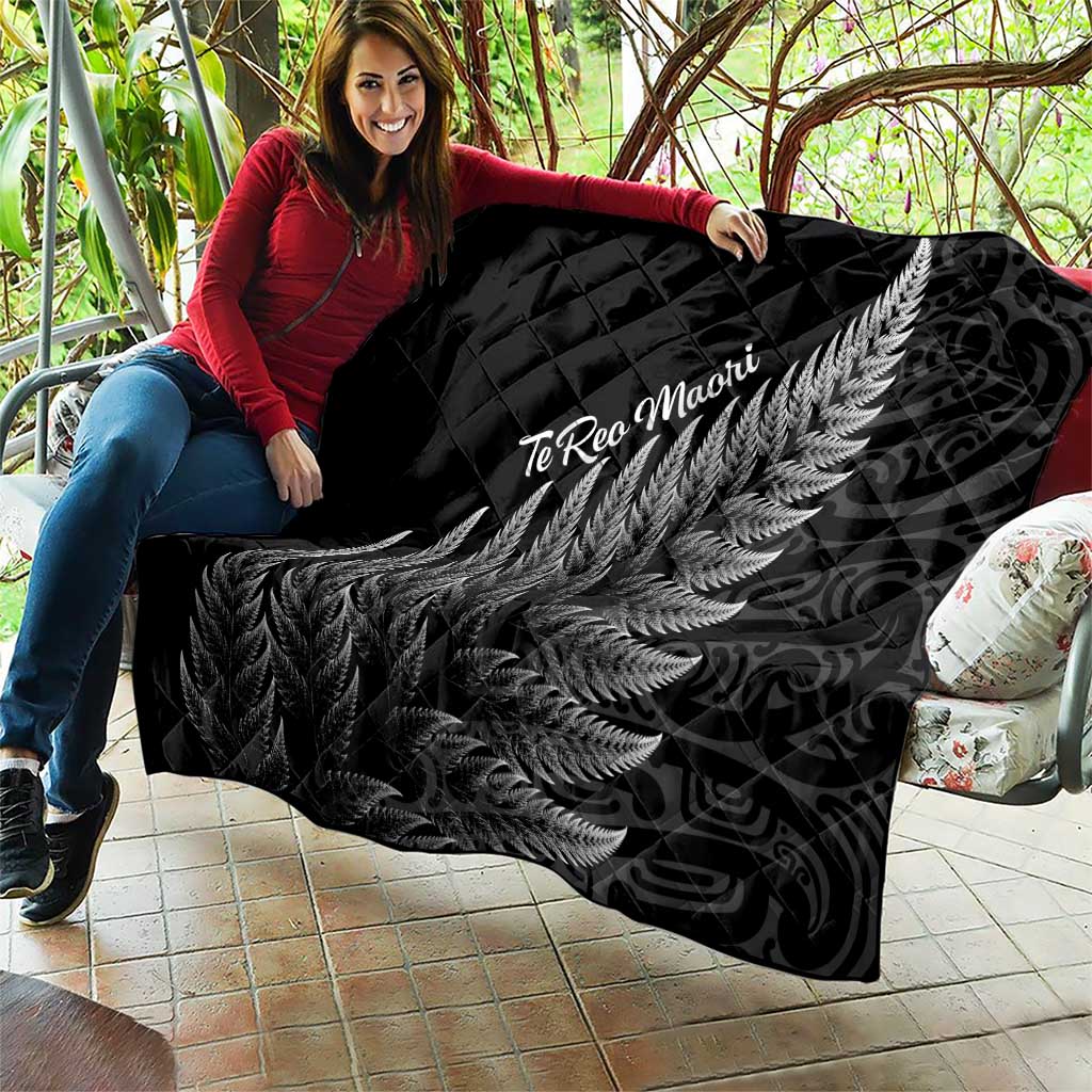New Zealand Te Reo Mori Quilt Simple Black Fern LT9 - Polynesian Pride
