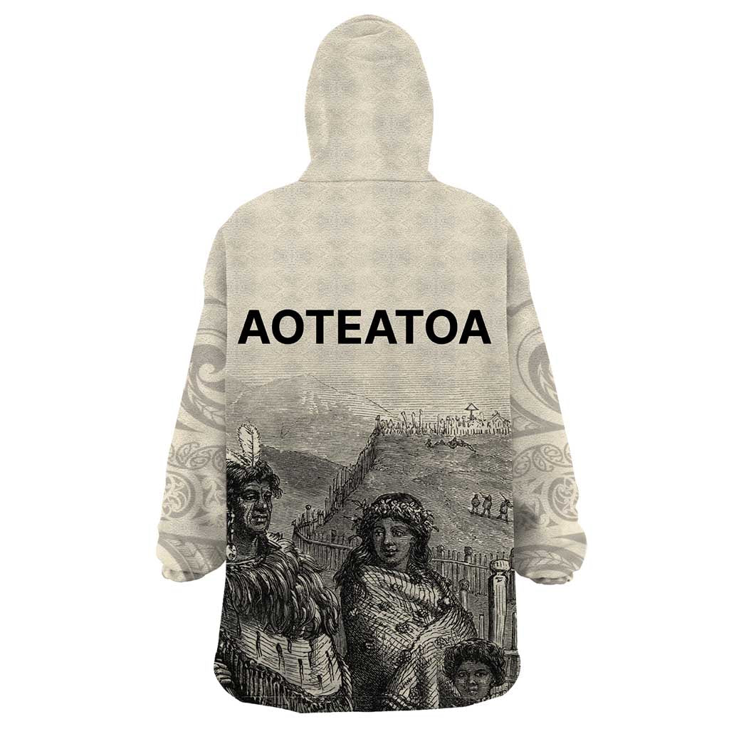 Whanau Maori Language Wearable Blanket Hoodie Te Reo Maori Inspired Art