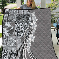 Aloha Vintage Plumeria Hawaiian Tapa Pattern Quilt Gray Hawaiian Tapa Pattern - Polynesian Pride