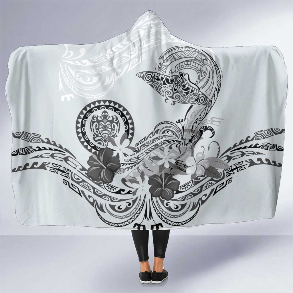 Polynesian Manta Ray Hooded Blanket Gray Floral Turtle Tattoo - Polynesian Pride