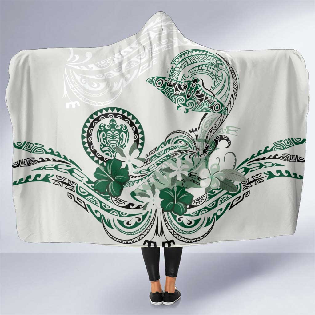 Polynesian Manta Ray Hooded Blanket Green Floral Turtle Tattoo - Polynesian Pride