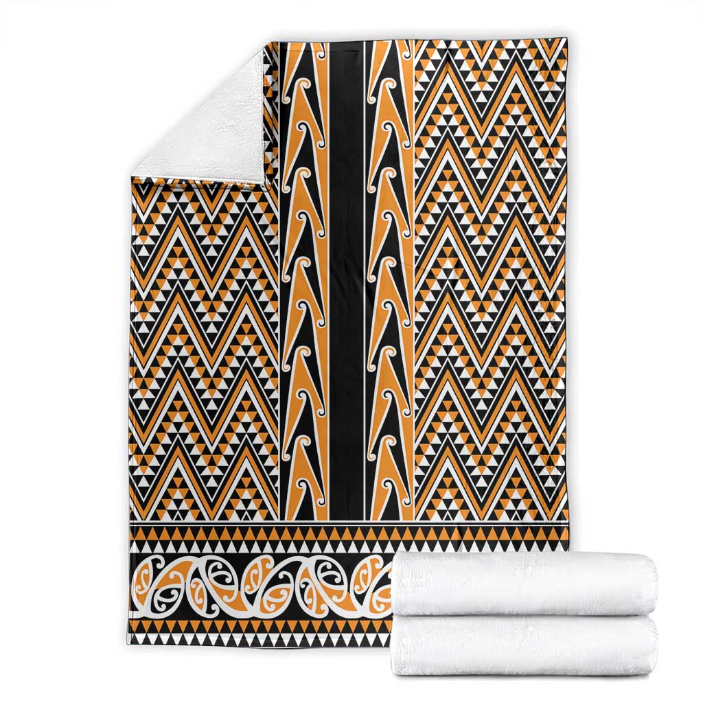 New Zealand Maori Niho Taniwha Blanket Karaka Mangopare and Puhoro Pattern