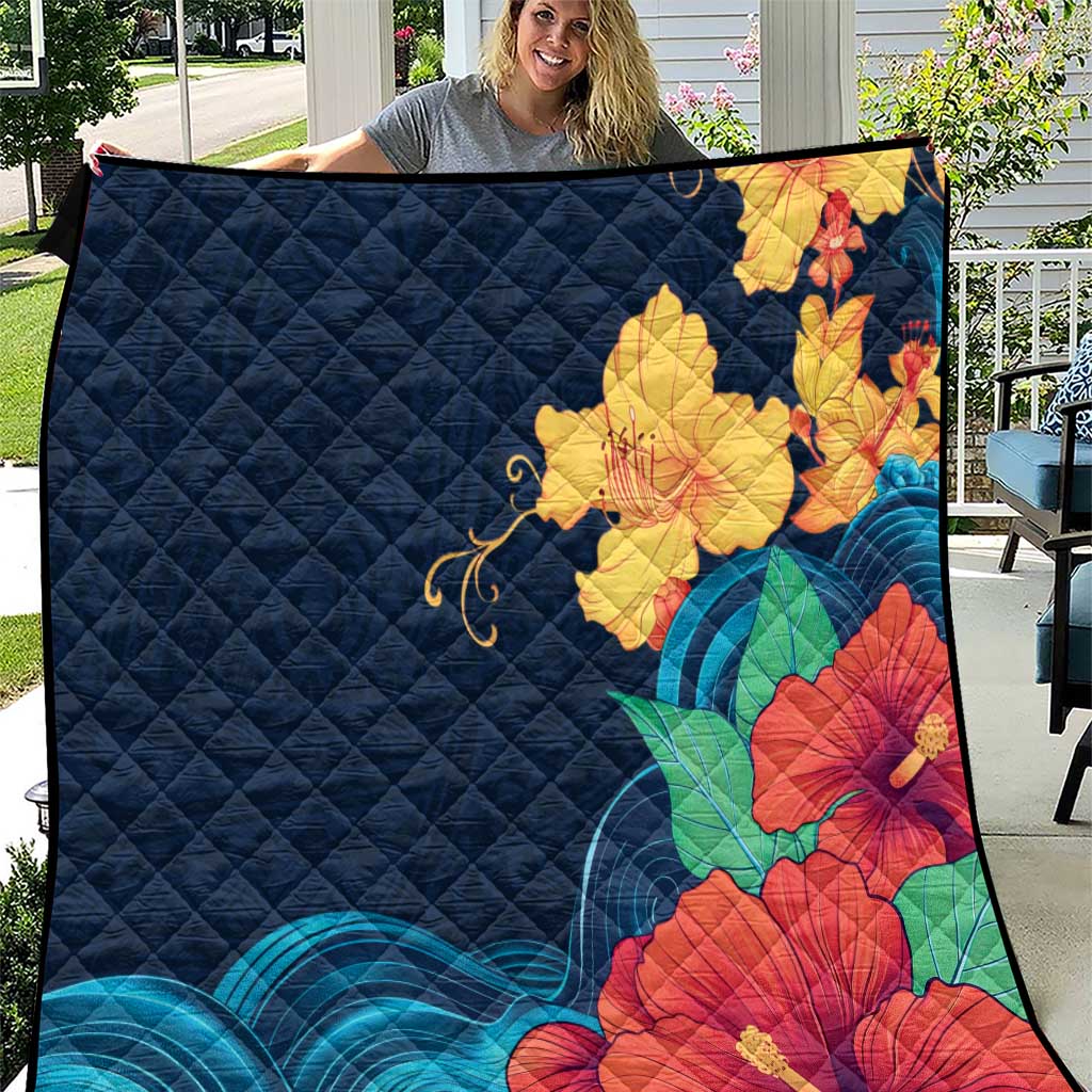 Polynesian Hibiscus Flower Waves Pattern Quilt LT9 Dark Blue - Polynesian Pride