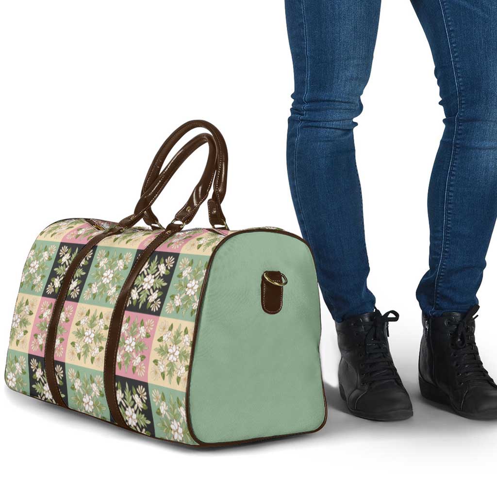 Seamless Pattern Maile and Pikake Lei Travel Bag Squares Maile Leaf - Polynesian Pride