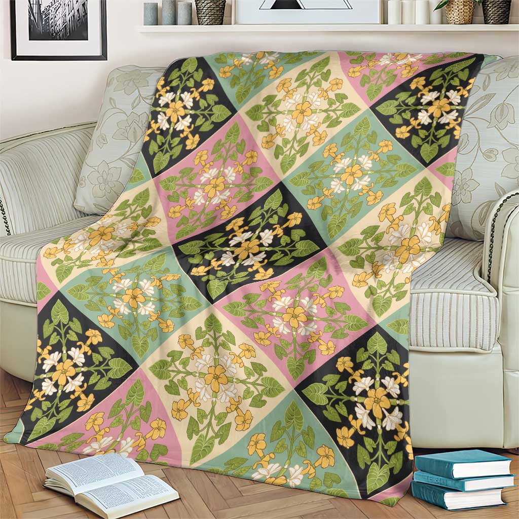 Seamless Pattern Puakenikeni and Kalo Blanket - Polynesian Pride