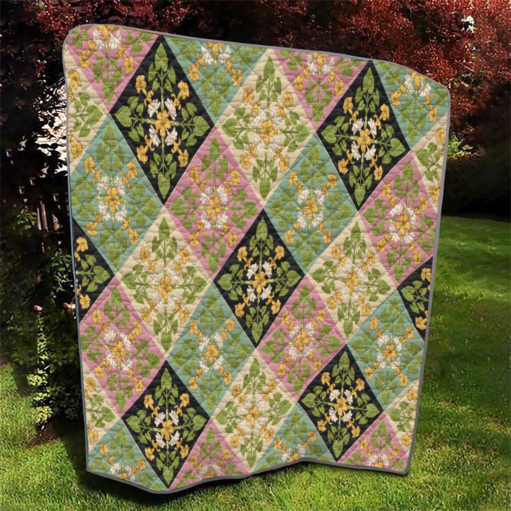 Seamless Pattern Puakenikeni and Kalo Quilt LT9 - Polynesian Pride