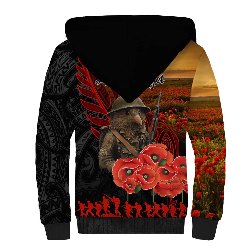 Maori Kiwi Soldier Fern Tattoo ANZAC Day Sherpa Hoodie Lest We Forget