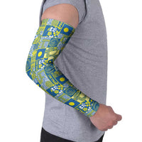 Palau Ungil Kurismas Arm Sleeves Pacific Patchwork Xmas Vibes LT9 - Polynesian Pride