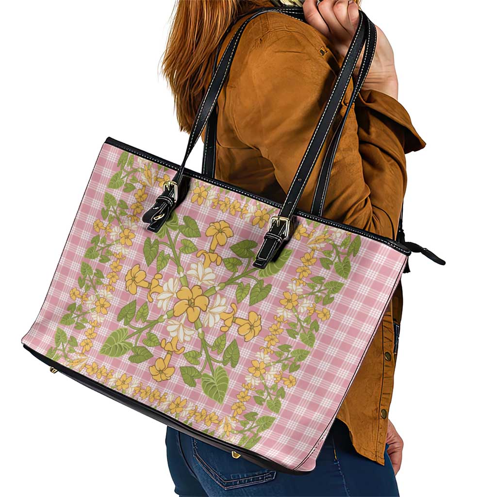 Squares Puakenikeni and Kalo Leather Tote Bag Pink Palaka Hawaiian Quilt Pattern - Polynesian Pride