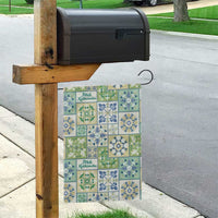 Mele Kalikimaka Hawaii Christmas Garden Flag Omaomao Seamless Floral Motif - Polynesian Pride