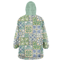 Mele Kalikimaka Hawaii Christmas Wearable Blanket Hoodie Omaomao Seamless Floral Motif - Polynesian Pride