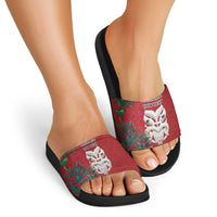 Maori Wheku Meri Kirihimete Personalised Slide Sandals All Red Indigenous Maori Motif - Polynesian Pride