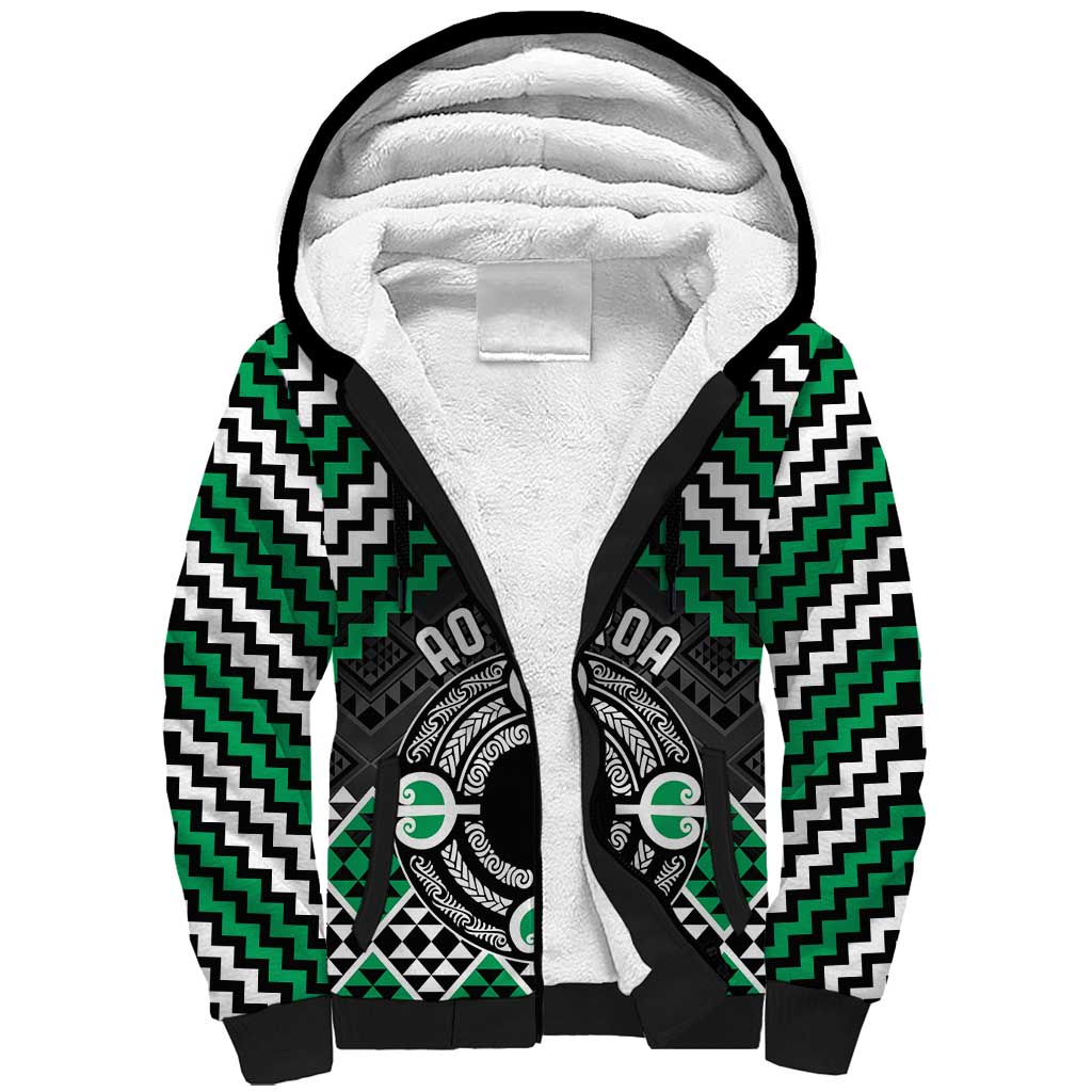 Personalised Aotearoa Niho Taniwha Motif Sherpa Hoodie Green Style