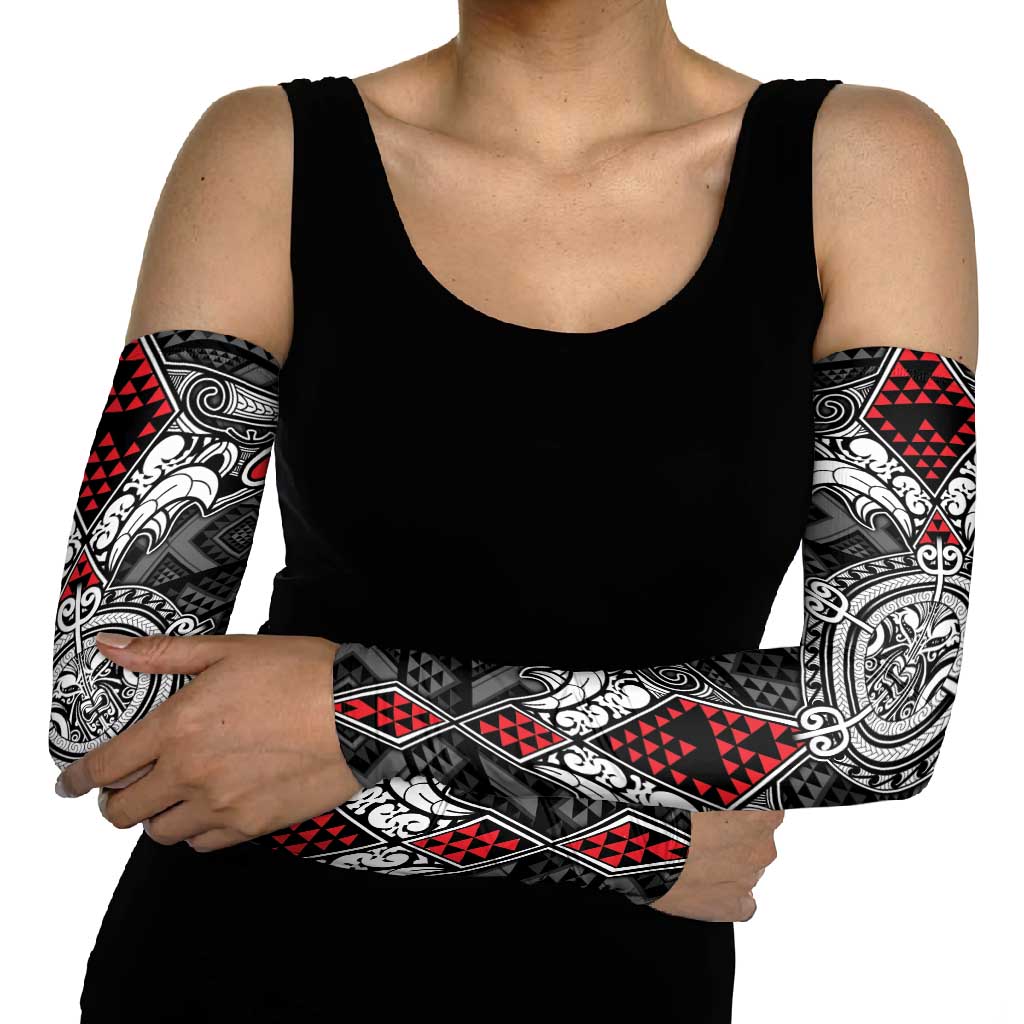 Black Aotearoa Taniko Motif Arm Sleeves Vintage Maori New Zealand Tribal Art Pattern - Polynesian Pride
