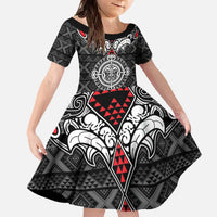 Black Aotearoa Tanilo Motif Family Matching Off The Shoulder Long Sleeve Dress and Hawaiian Shirt Vintage Maori New Zealand Tribal Art Pattern LT9 Daughter's Dress Black - Polynesian Pride