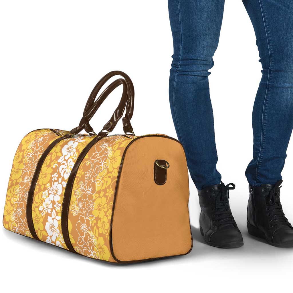 Hawaiian Lei Day Travel Bag Gold Hibiscus Flowers Lei Art - Polynesian Pride