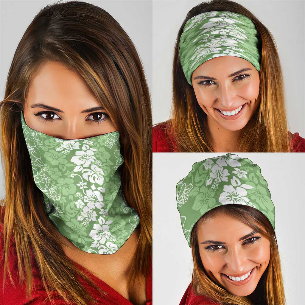 Hawaiian Lei Day Neck Gaiter Green Hibiscus Flowers Lei Art - Polynesian Pride