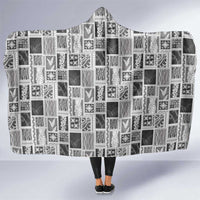 Vintage Aloha Block Quilt Hooded Blanket Black Inspired Lei Motifs LT9 One Size Black - Polynesian Pride