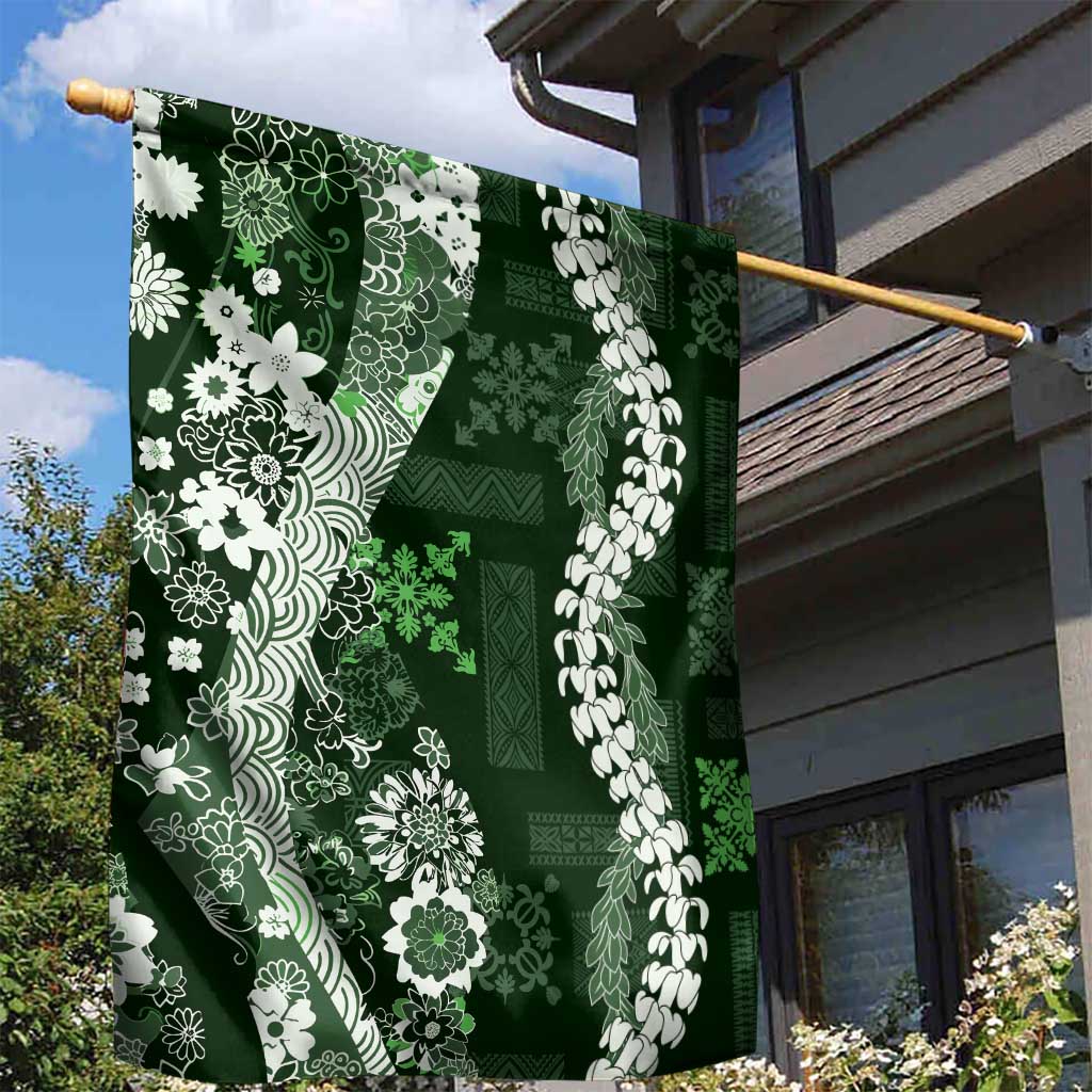 Hawaii Puakenikeni and Maile Lei Garden Flag Green Japanese Wave Style - Polynesian Pride