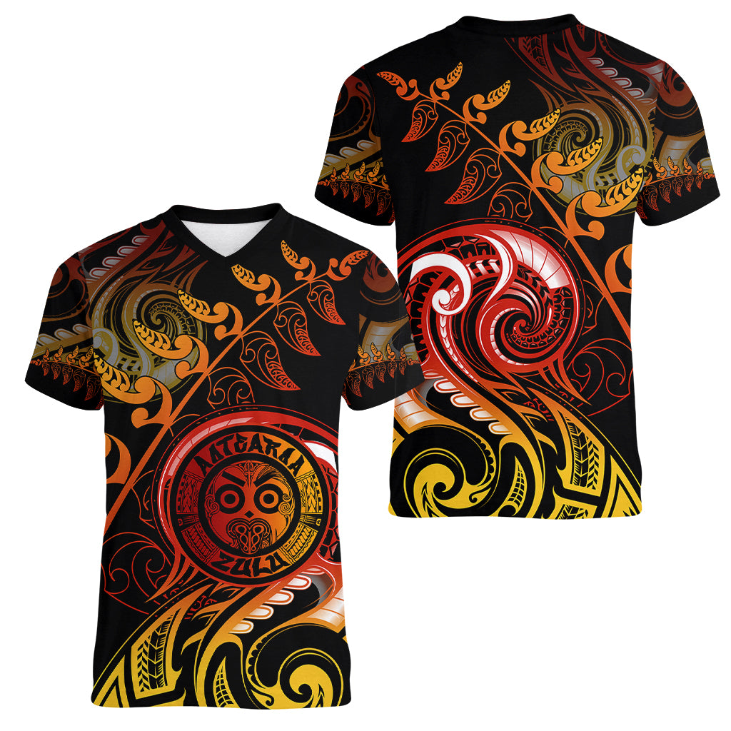 New Zealand Women V Neck T Shirt Aotearoa Wisdom Face Maori Fern Tattoo Arty LT9 - Polynesian Pride