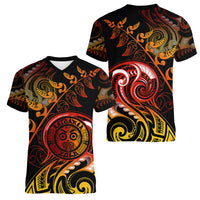 New Zealand Women V Neck T Shirt Aotearoa Wisdom Face Maori Fern Tattoo Arty LT9 - Polynesian Pride