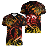 New Zealand Women V Neck T Shirt Aotearoa Manaia Maori Fern Tattoo Arty LT9 - Polynesian Pride