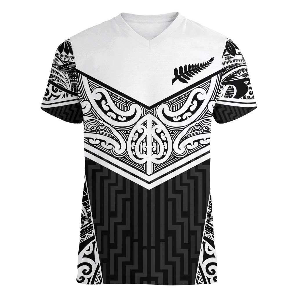 New Zealand Black Fern Custom Women V-Neck T-Shirt Maori Tukutuku Black-white Motif