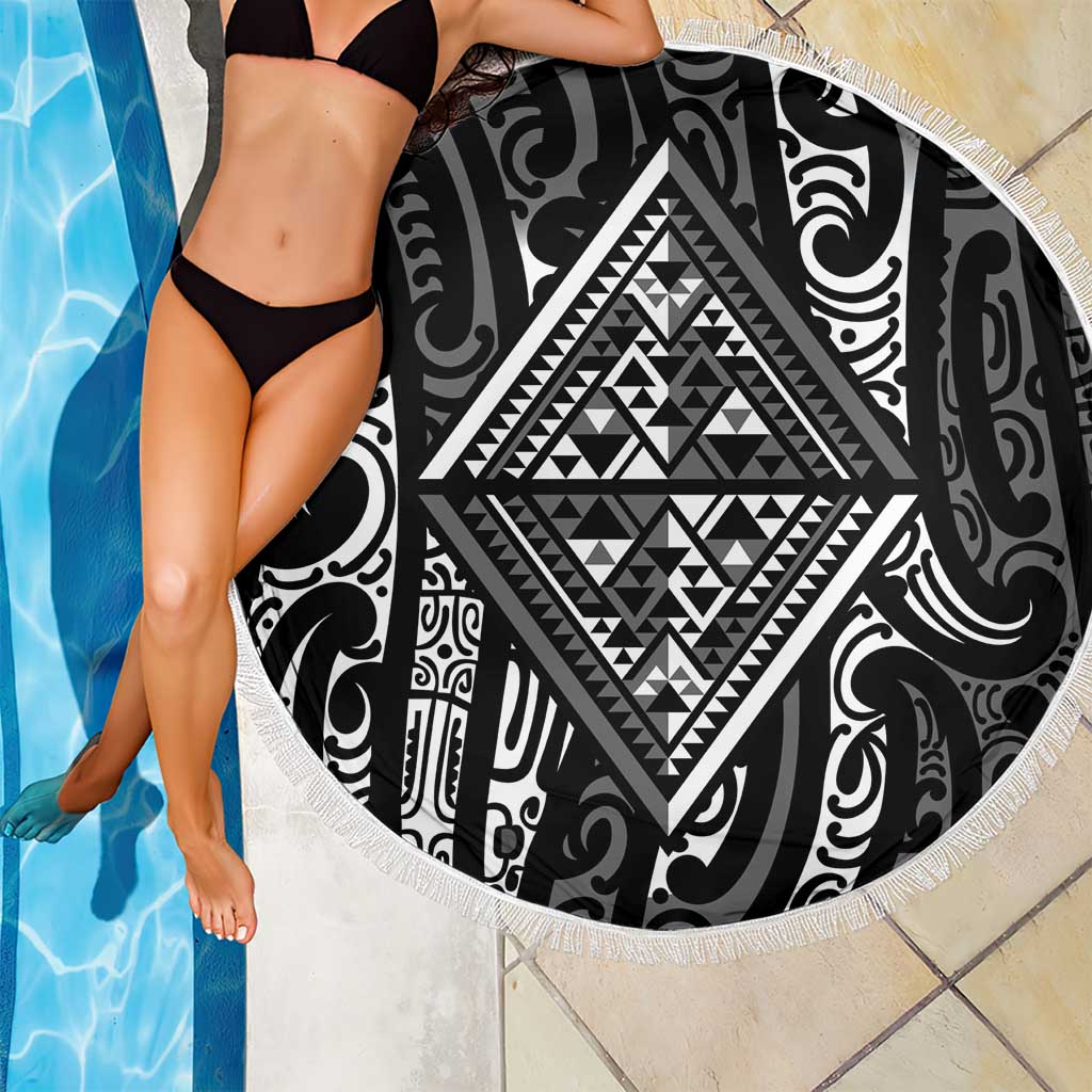New Zealand Maori Taniko Beach Blanket Black Kowhaiwhai Puhoro