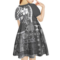 Samoa Siapo Tribal Pattern Kid Short Sleeve Dress Light Gray Polynesian Plumeria Tapa Motif
