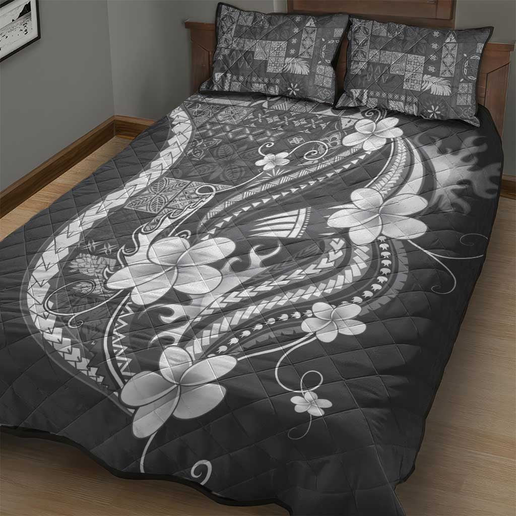 Samoa Siapo Tribal Pattern Quilt Bed Set Light Gray Polynesian Plumeria Tapa Motif