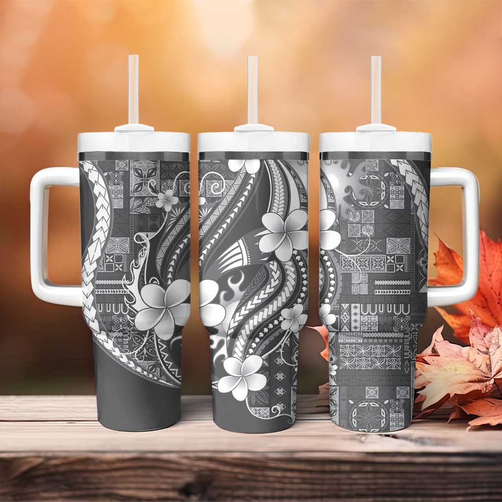 Samoa Siapo Tribal Pattern Tumbler With Handle Light Gray Polynesian Plumeria Tapa Motif