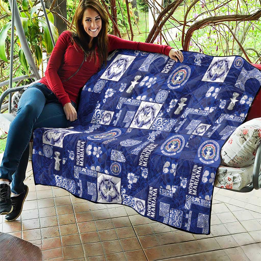 Northern Mariana Islands Magof Nochebuena Quilt Pacific Patchwork Xmas Vibes - Polynesian Pride