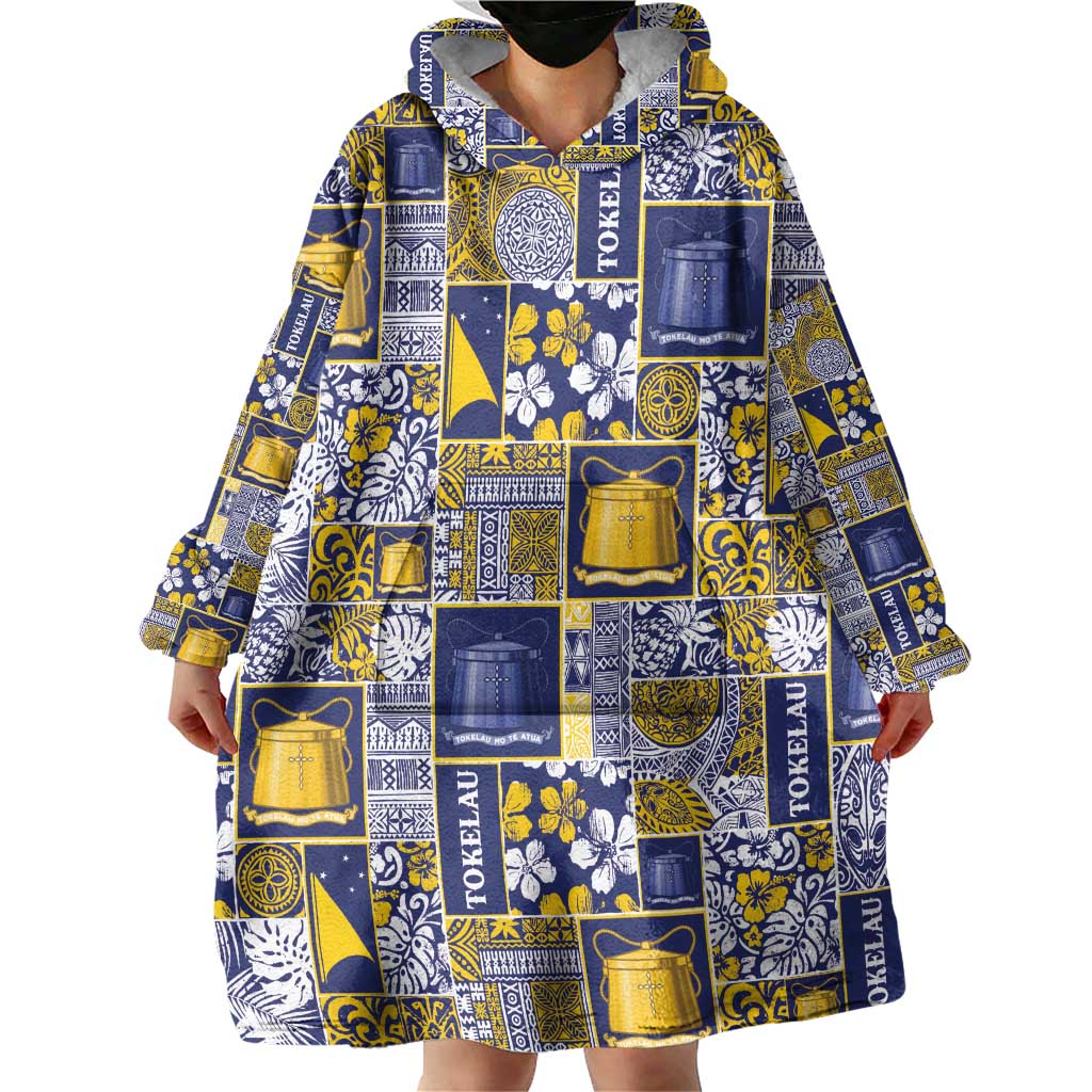 Tokelau Manuia te Kilihimahi Wearable Blanket Hoodie Pacific Patchwork Xmas Vibes LT9 - Polynesian Pride
