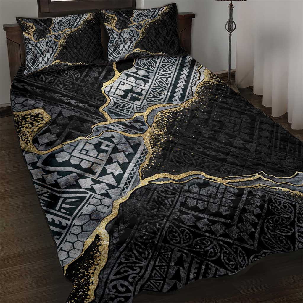 Polynesian Tribal Tattoo Quilt Bed Set Dark Marble Pattern