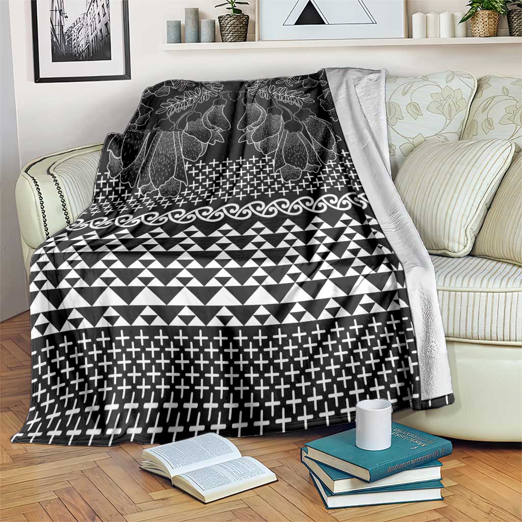 Black Taniko Kowhaiwhai Tukutuku Motif Blanket