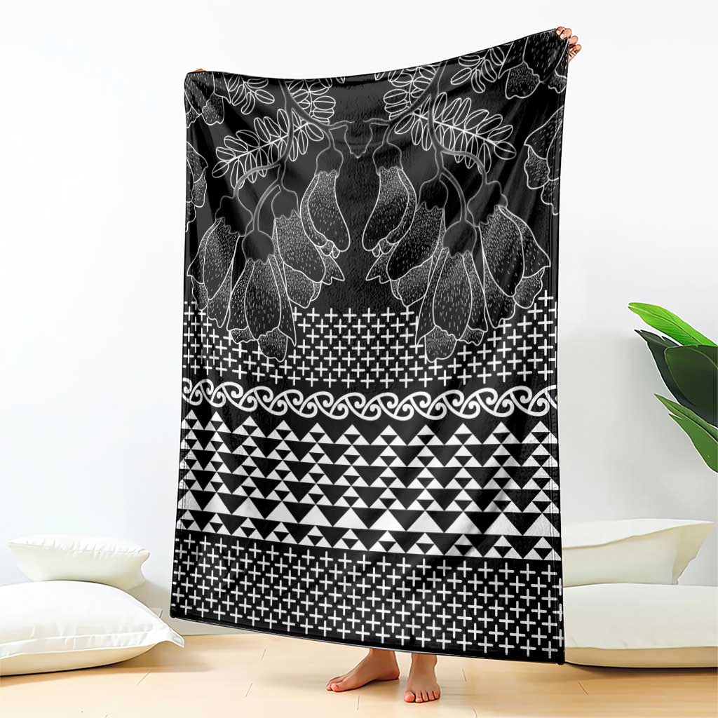 Black Taniko Kowhaiwhai Tukutuku Motif Blanket