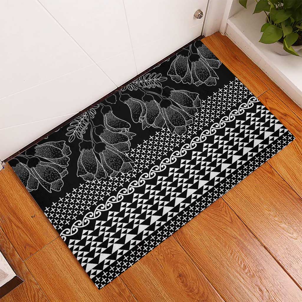 Black Taniko Kowhaiwhai Tukutuku Motif Rubber Doormat