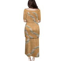 Aloha Pakalana and Puakenikeni Lei Family Matching Puletasi and Hawaiian Shirt Gold Hawaiian Pattern