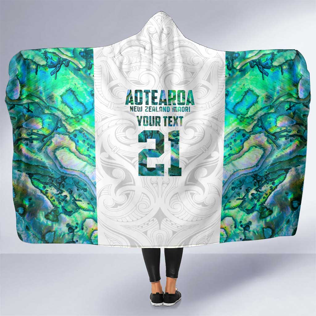 Custom New Zealand Aotearoa Hooded Blanket Green Maori Paua Shell Indigenous - Polynesian Pride