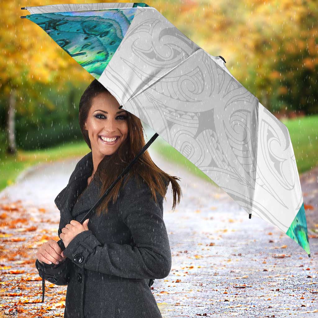 Custom New Zealand Aotearoa Umbrella Green Maori Paua Shell Indigenous - Polynesian Pride