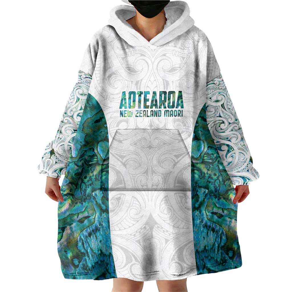 Custom New Zealand Aotearoa Wearable Blanket Hoodie Green Maori Paua Shell Indigenous - Polynesian Pride