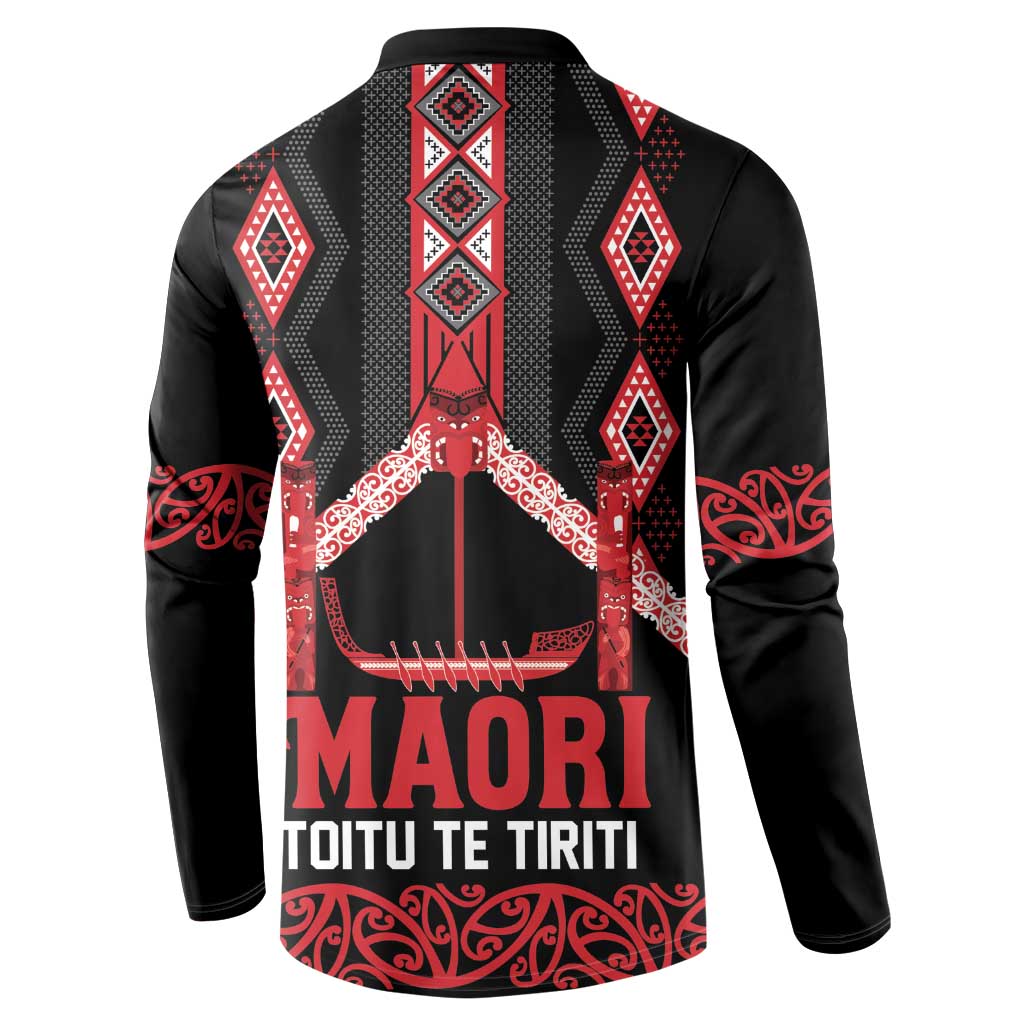 Toitu Te Tiriti Waitangi Button Sweatshirt Black Wharenui House - Polynesian Pride