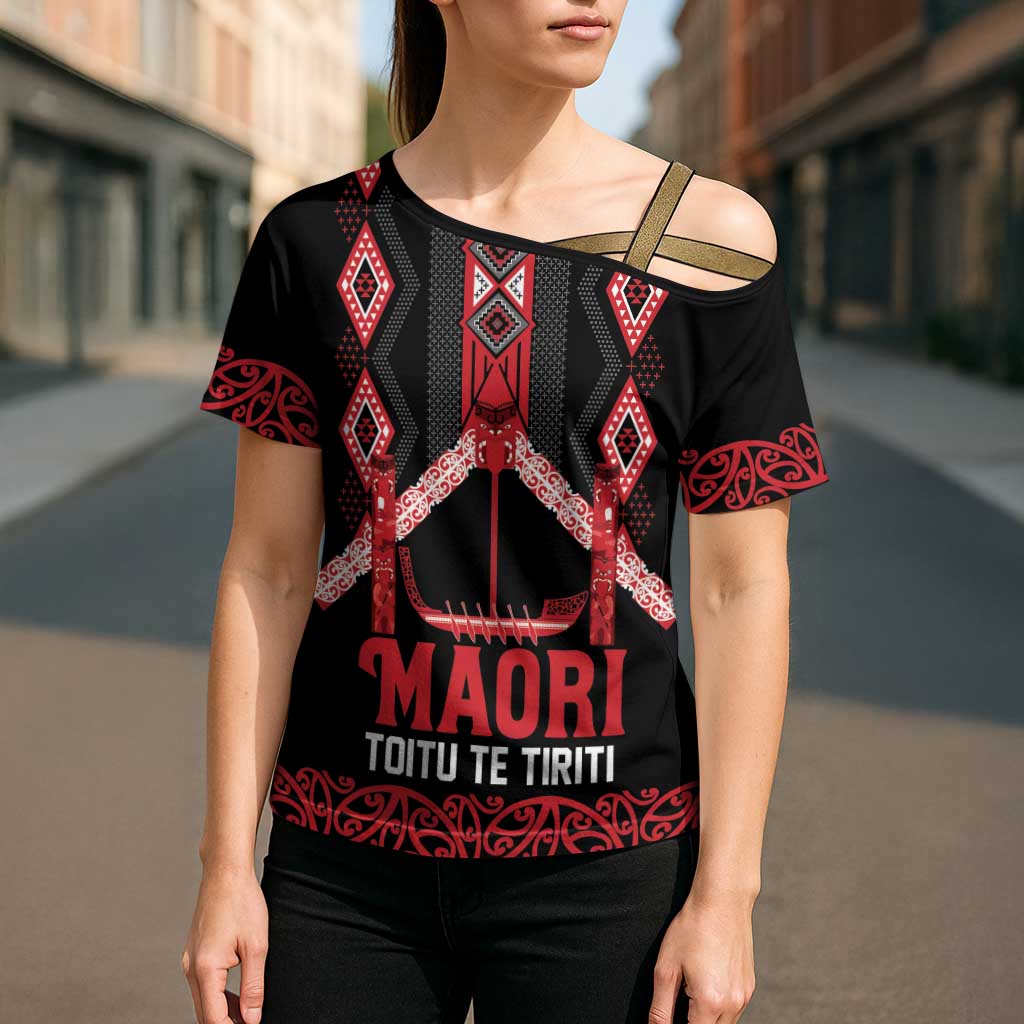 Toitu Te Tiriti Waitangi Cross Shoulder Shirt Black Wharenui House - Polynesian Pride