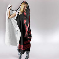 Toitu Te Tiriti Waitangi Hooded Blanket Black Wharenui House - Polynesian Pride