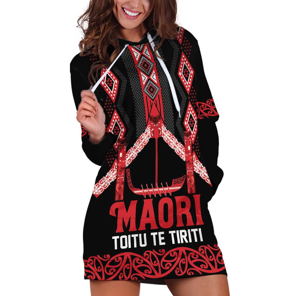 Toitu Te Tiriti Waitangi Hoodie Dress Black Wharenui House - Polynesian Pride