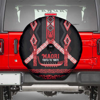 Toitu Te Tiriti Waitangi Spare Tire Cover Black Wharenui House LT9 - Polynesian Pride