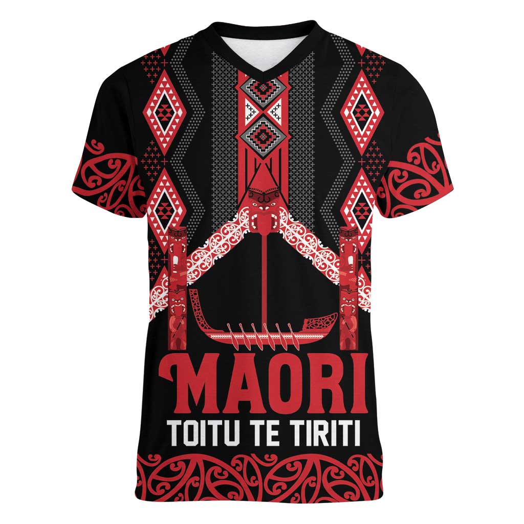 Toitu Te Tiriti Waitangi Women V-Neck T-Shirt Black Wharenui House - Polynesian Pride