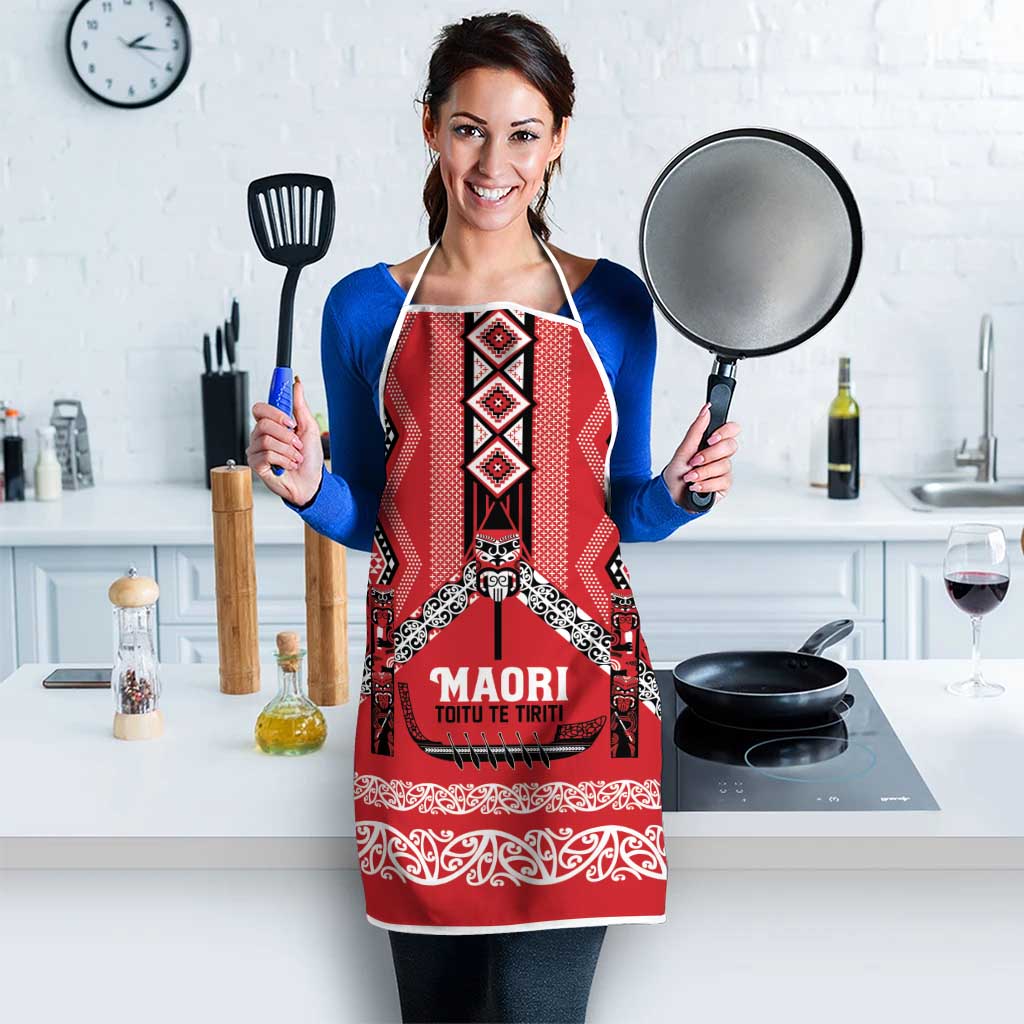 Toitu Te Tiriti Waitangi Apron Red Wharenui House - Polynesian Pride
